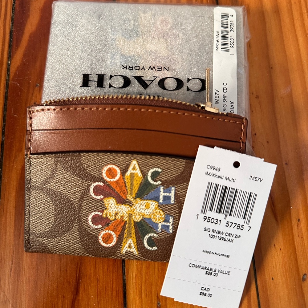NWT Unopened Coach Pride Card Case